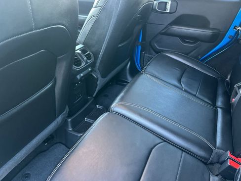 Used 2021 Jeep Wrangler Unlimited Sahara w/ Cold Weather Group image 4