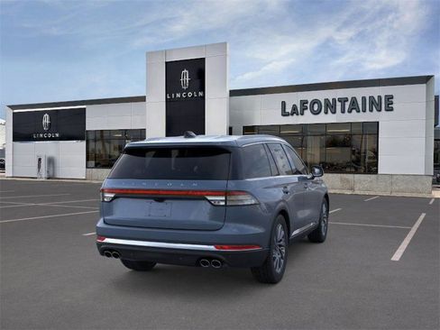 New 2026 Lincoln Aviator AWD image 8