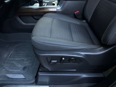 Used 2023 GMC Sierra 1500 Elevation image 12