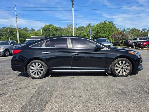 Used 2015 Hyundai Sonata Sport w/ Option Group 03 FWD image 12