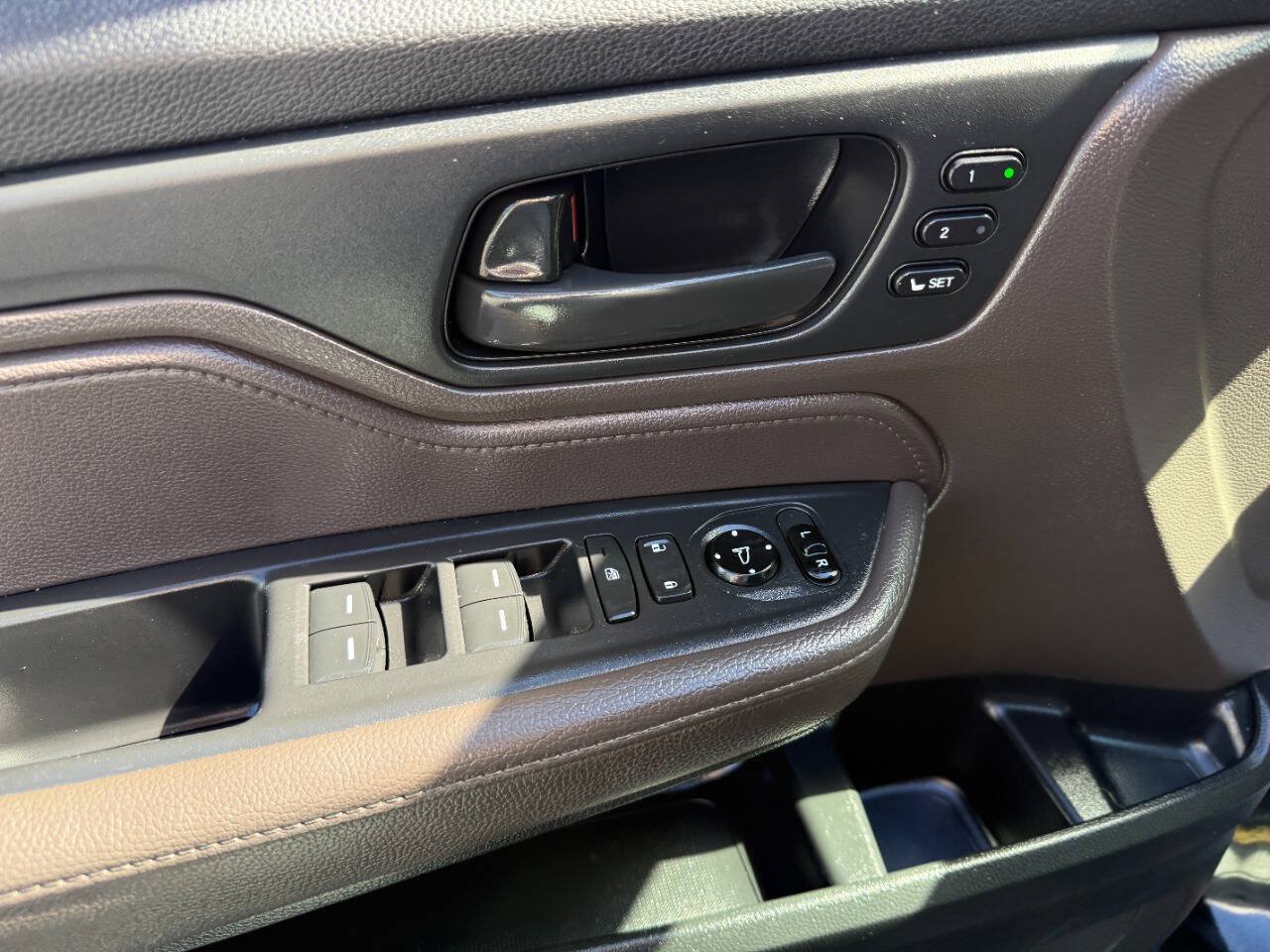 Used 2019 Honda Odyssey EX-L image 17