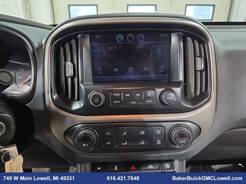 Used 2015 Chevrolet Colorado Z71 image 18