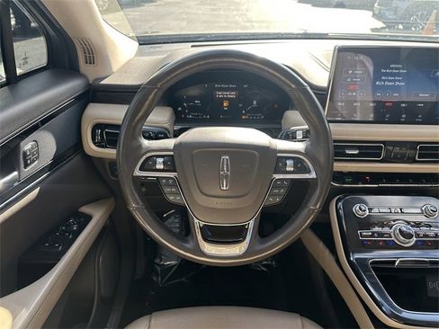 Certified 2022 Lincoln Nautilus Reserve image 14