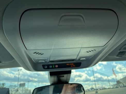 Used 2022 Chevrolet Equinox LT image 15