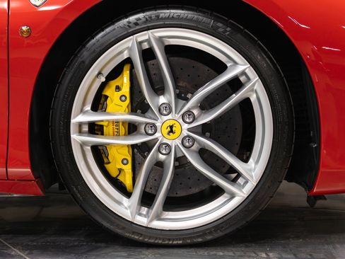 Used 2016 Ferrari 488 Spider image 25