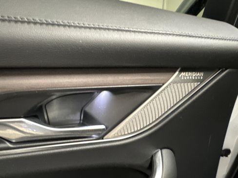 Used 2021 Jaguar F-PACE S image 13