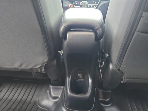 Used 2019 Honda HR-V EX image 27