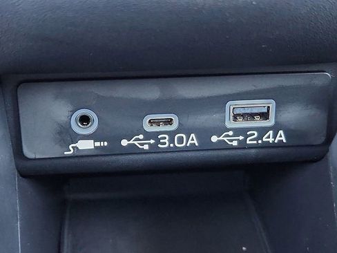 Certified 2025 Subaru Outback Premium image 19