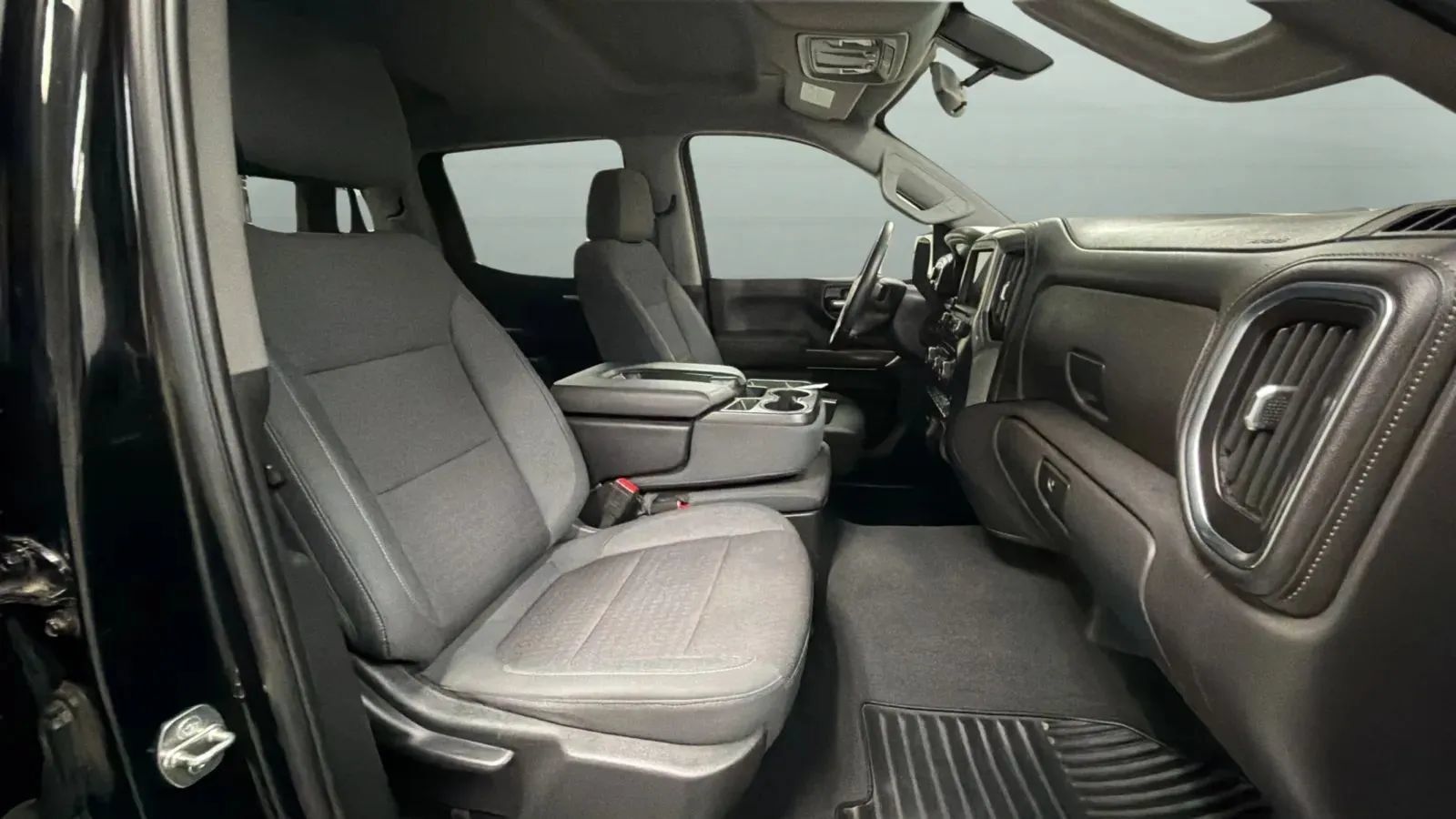Used 2022 Chevrolet Silverado 1500 LT RWD image 20