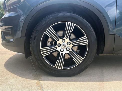 Used 2019 Volvo XC40 T5 Inscription AWD/4WD image 11