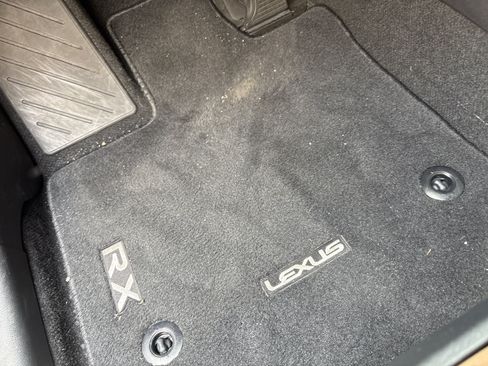 Used 2025 Lexus RX 350h w/ Accessory Package (Z1) AWD/4WD image 17