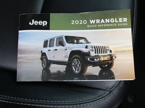Used 2020 Jeep Wrangler Unlimited Sahara w/ Safety Group AWD/4WD image 24