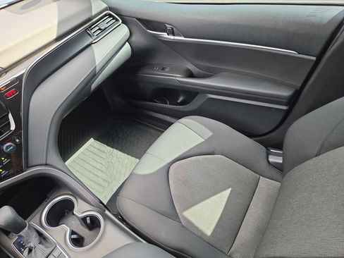 Used 2024 Toyota Camry LE image 12