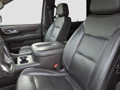 Used 2021 Chevrolet Tahoe Z71 image 11