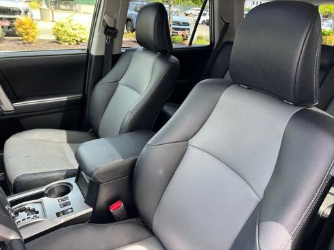 Certified 2022 Toyota 4Runner SR5 Premium w/ Moonroof Package AWD/4WD image 14