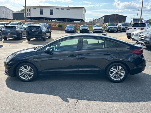 Used 2020 Hyundai Elantra Value Edition FWD image 5