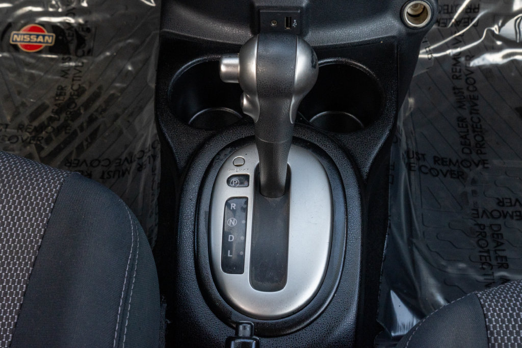 Used 2017 Nissan Versa SV FWD image 18