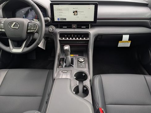 Used 2026 Lexus IS 350 F Sport AWD/4WD image 17