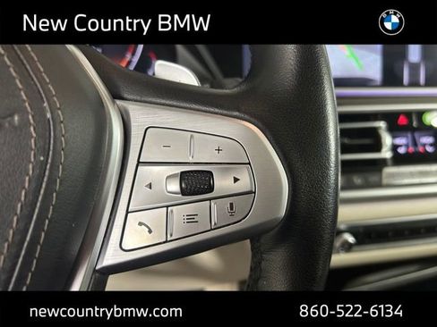 Used 2020 BMW X7 xDrive40i w/ Executive Package image 17