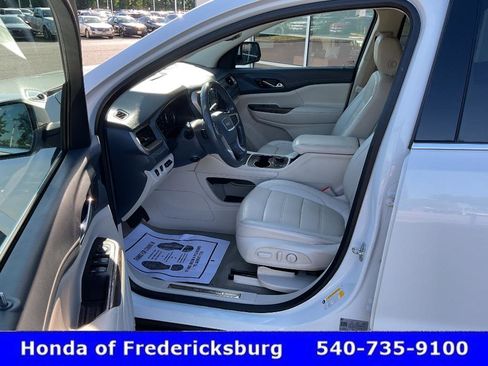 Used 2021 GMC Acadia Denali w/ Denali Ultimate Package AWD/4WD image 24