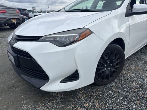 Used 2019 Toyota Corolla LE image 9