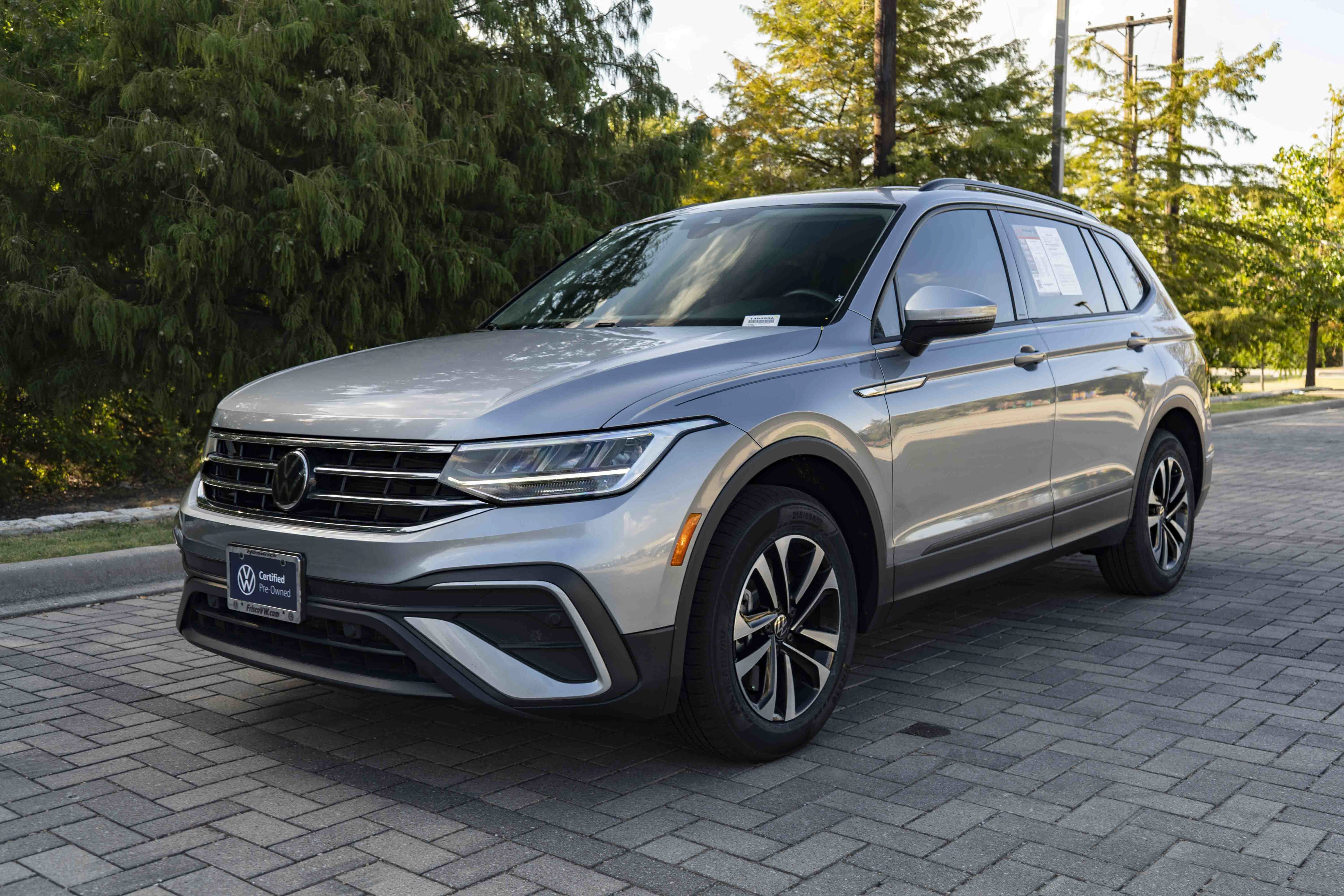 Used 2024 Volkswagen Tiguan S FWD image 4