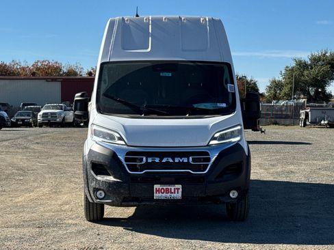 New 2026 RAM ProMaster 3500 w/ Quick Order Package 22G SLT image 8