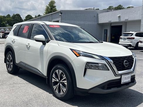 Certified 2023 Nissan Rogue SV image 25