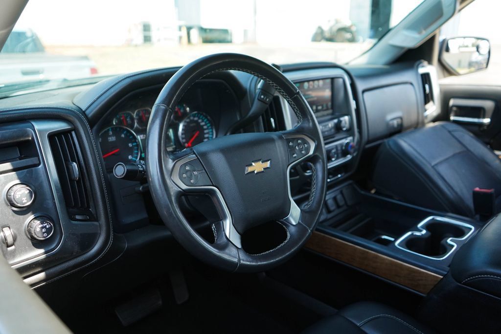 Used 2017 Chevrolet Silverado 1500 LTZ w/ Sport Package AWD/4WD image 6