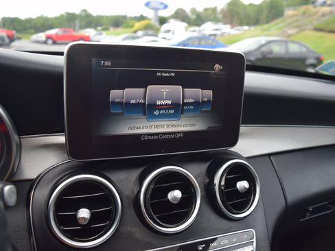 Used 2018 Mercedes-Benz C 300 4MATIC Sedan image 15