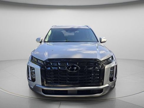 Used 2025 Hyundai Palisade SEL FWD image 3