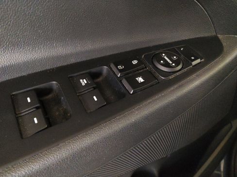 Used 2019 Hyundai Tucson Value FWD image 27