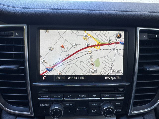 Used 2015 Porsche Panamera 4 AWD/4WD image 19