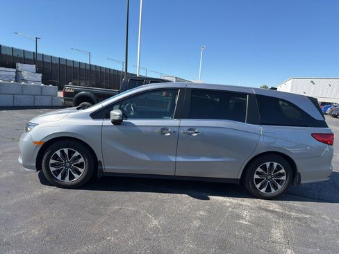 Used 2022 Honda Odyssey EX-L image 3