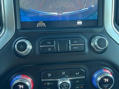 Used 2020 GMC Sierra 1500 SLE image 14