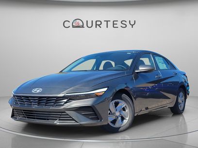 New 2026 Hyundai Elantra SE