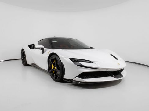 Used 2023 Ferrari SF90 Stradale image 6
