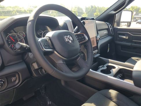 New 2025 RAM 2500 Big Horn image 16