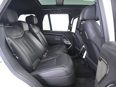 Used 2024 Land Rover Range Rover Autobiography AWD/4WD image 18