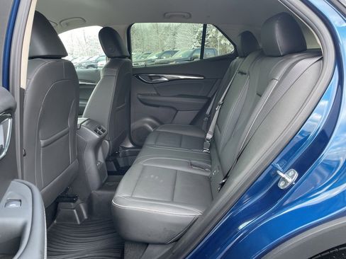 Used 2023 Buick Envision Essence image 30