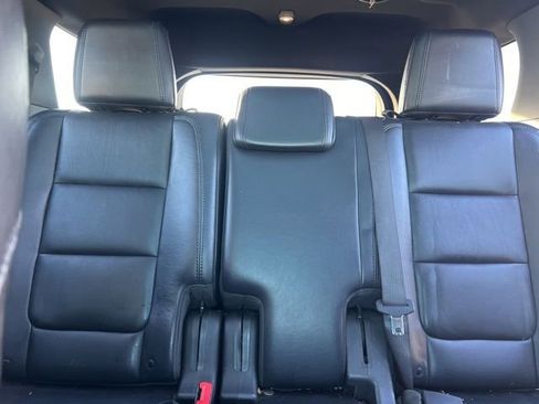 Used 2013 Ford Explorer XLT image 26