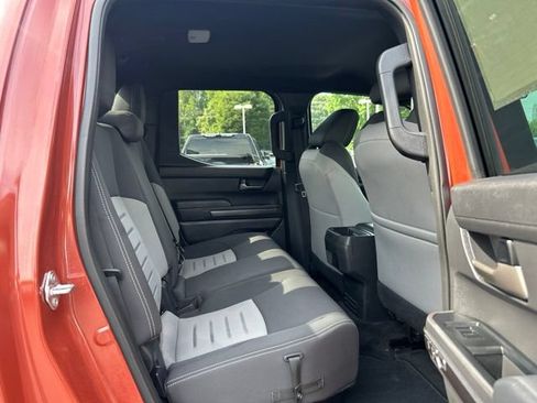 Used 2025 Toyota Tacoma TRD Off-Road AWD/4WD image 19