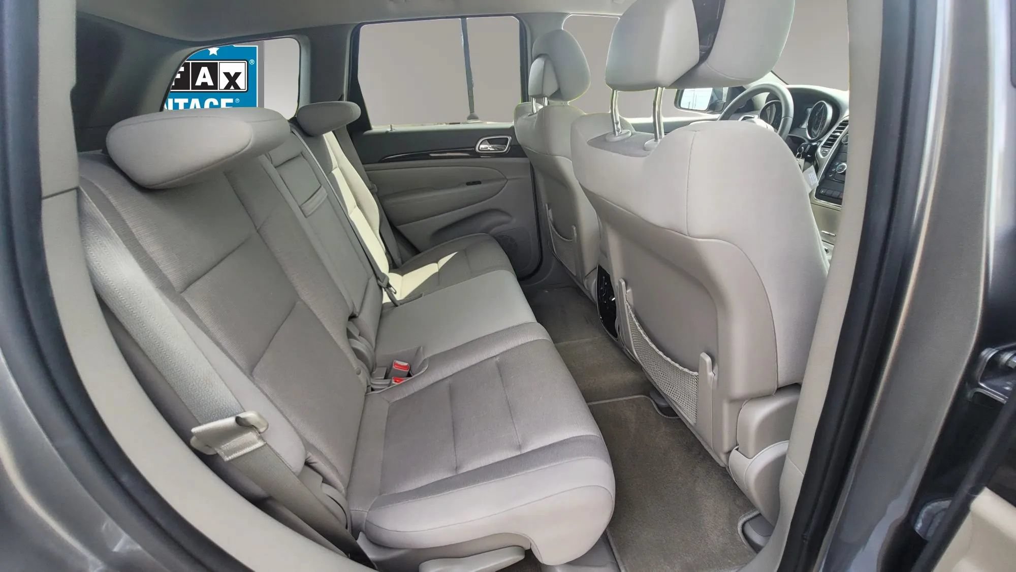 Used 2012 Jeep Grand Cherokee Laredo RWD image 15
