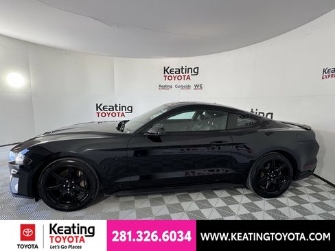 Used 2020 Ford Mustang GT Premium w/ Black Accent Package RWD image 8