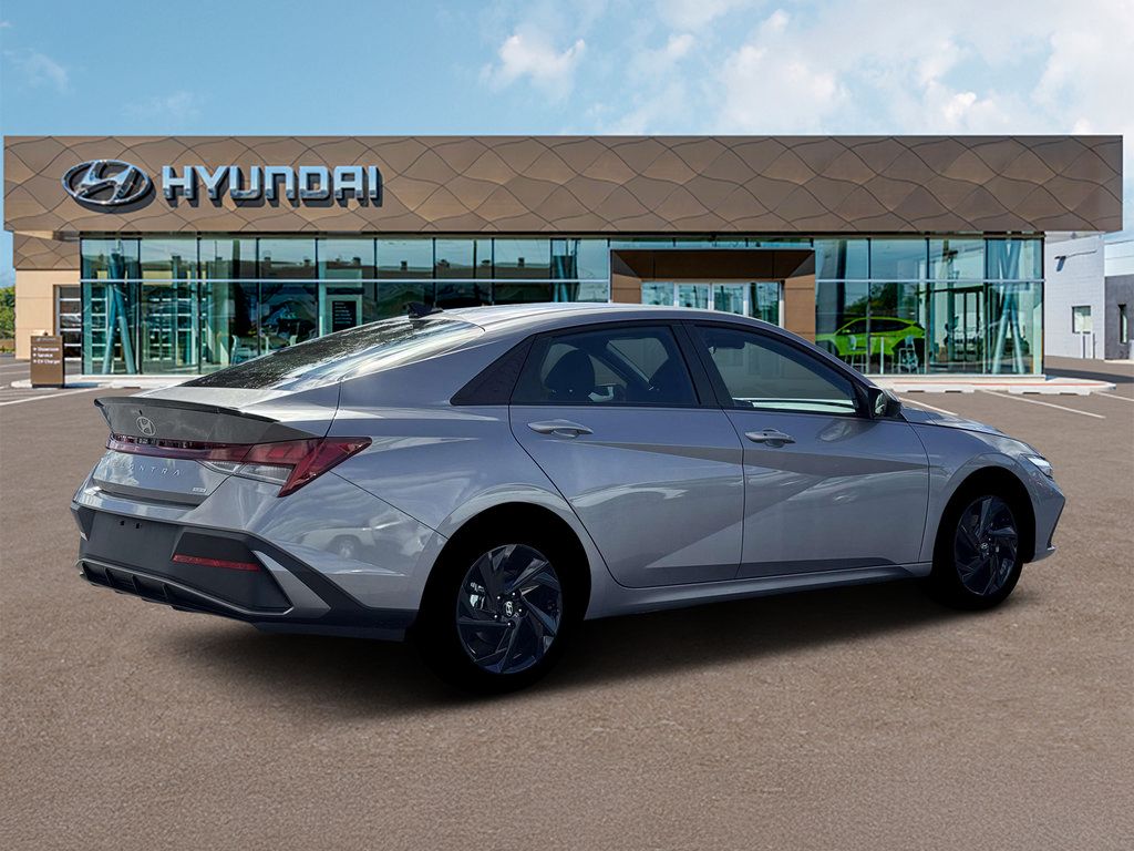 New 2026 Hyundai Elantra SEL FWD image 8