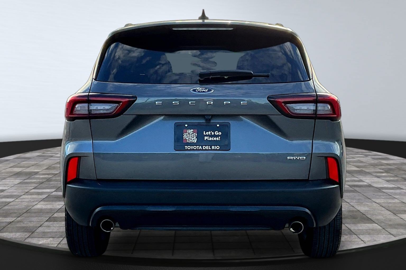 Used 2025 Ford Escape ST-Line Select AWD/4WD image 6