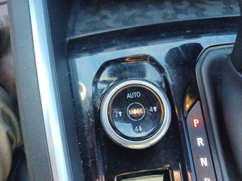 Used 2024 Chevrolet Colorado Trail Boss w/ Advanced Trailering Package image 11