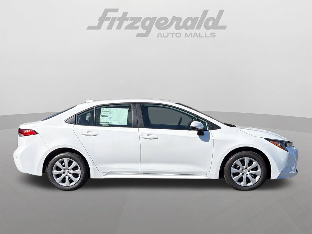 Used 2027 Toyota Corolla LE FWD image 9