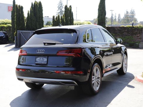 Used 2020 Audi Q5 2.0T Premium Plus w/ Premium Plus Package AWD/4WD image 8
