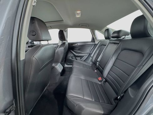 Used 2021 Volkswagen Jetta SE FWD image 10